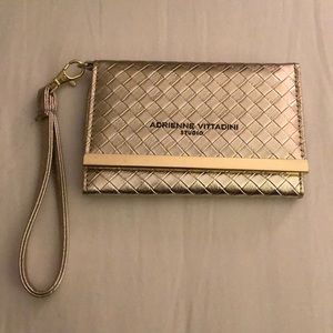 Adrienne Vittadini wristlet
